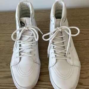 Vans high tops, size 10 1/2, excellent condition